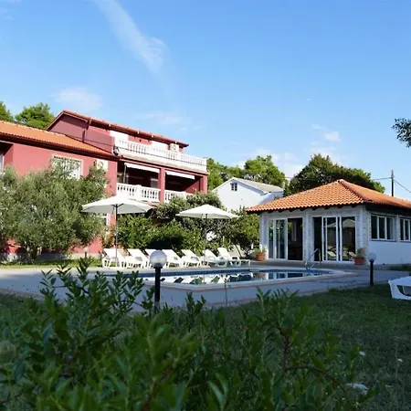 In With Balcony, Air Conditioning, Wifi * Mundanije