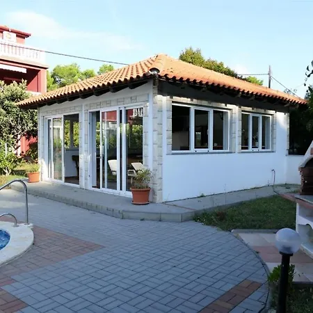In With Balcony, Air Conditioning, Wifi Apartment